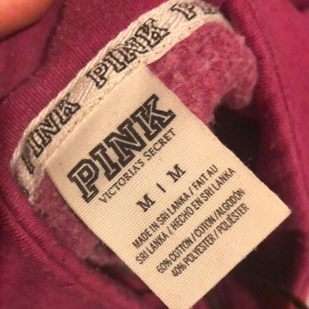Victoria Secret pullover - Picture 3 of 3